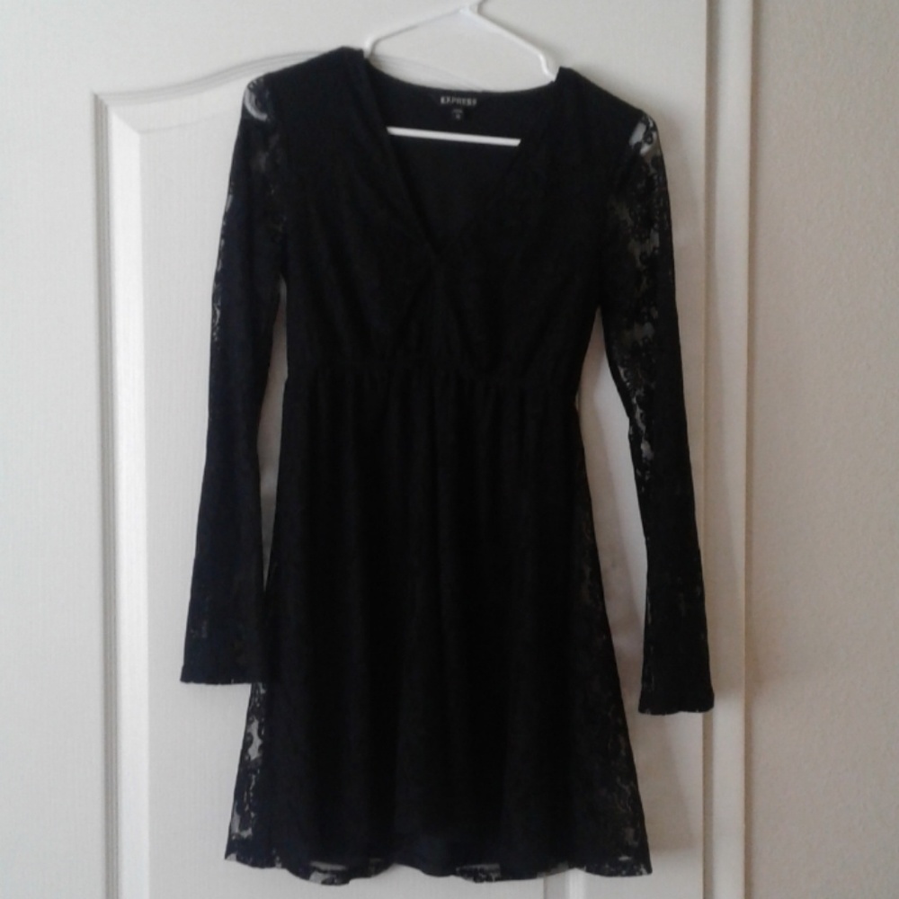 Short Lace Dress